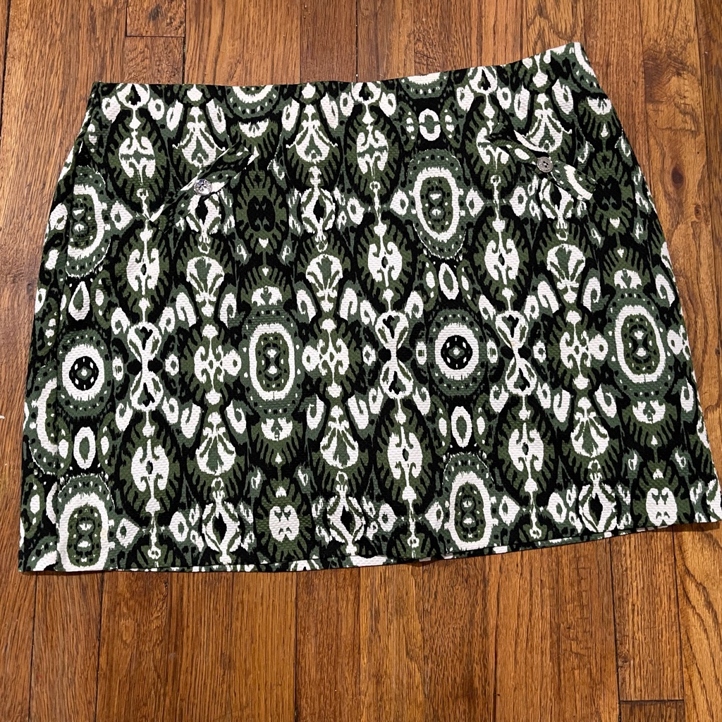 Jones New York Olive And White Mini Skirt With Ikat Print